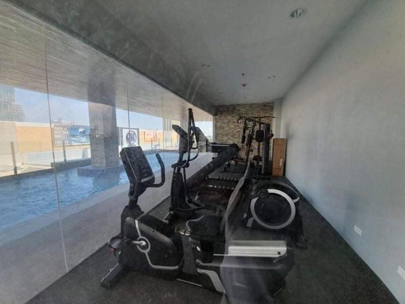 Sunvida Condo Across Sm City Cebu W/ Wifi And View 외부 사진